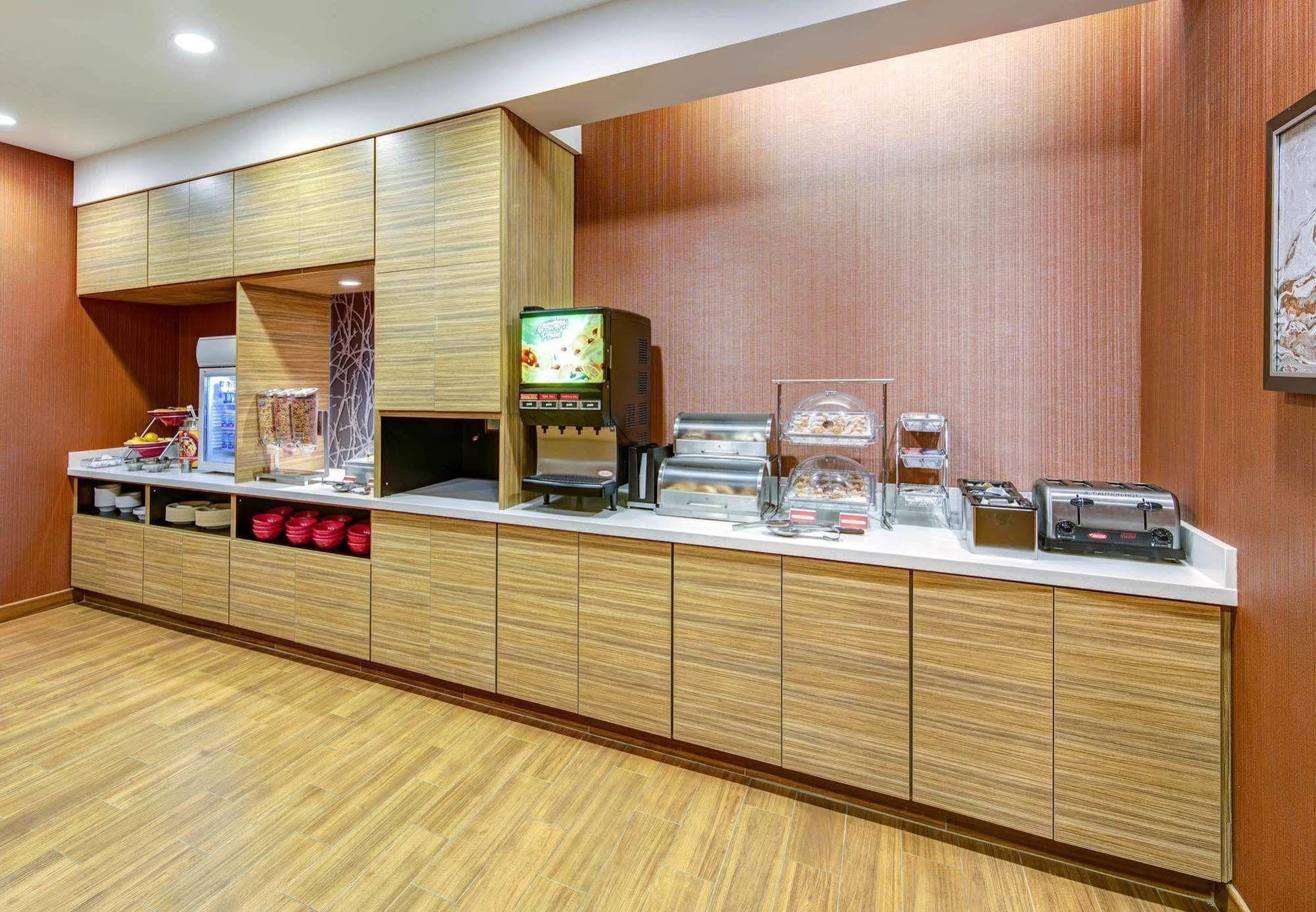 ทาวน์เพลส สวีท บิ๊กสปริง Hotel บิกสปริง ภายนอก รูปภาพ
